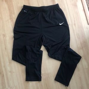 Women’s M Black Nike Dri-fit Pants